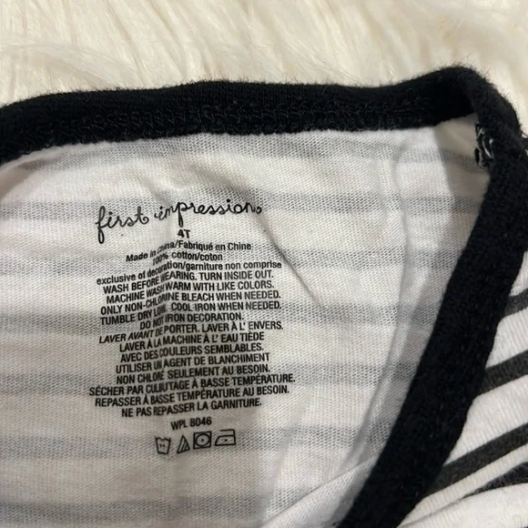 First impressions 100% cotton velvet heart patch Long Sleeve Tee size::4T - Picture 4 of 6